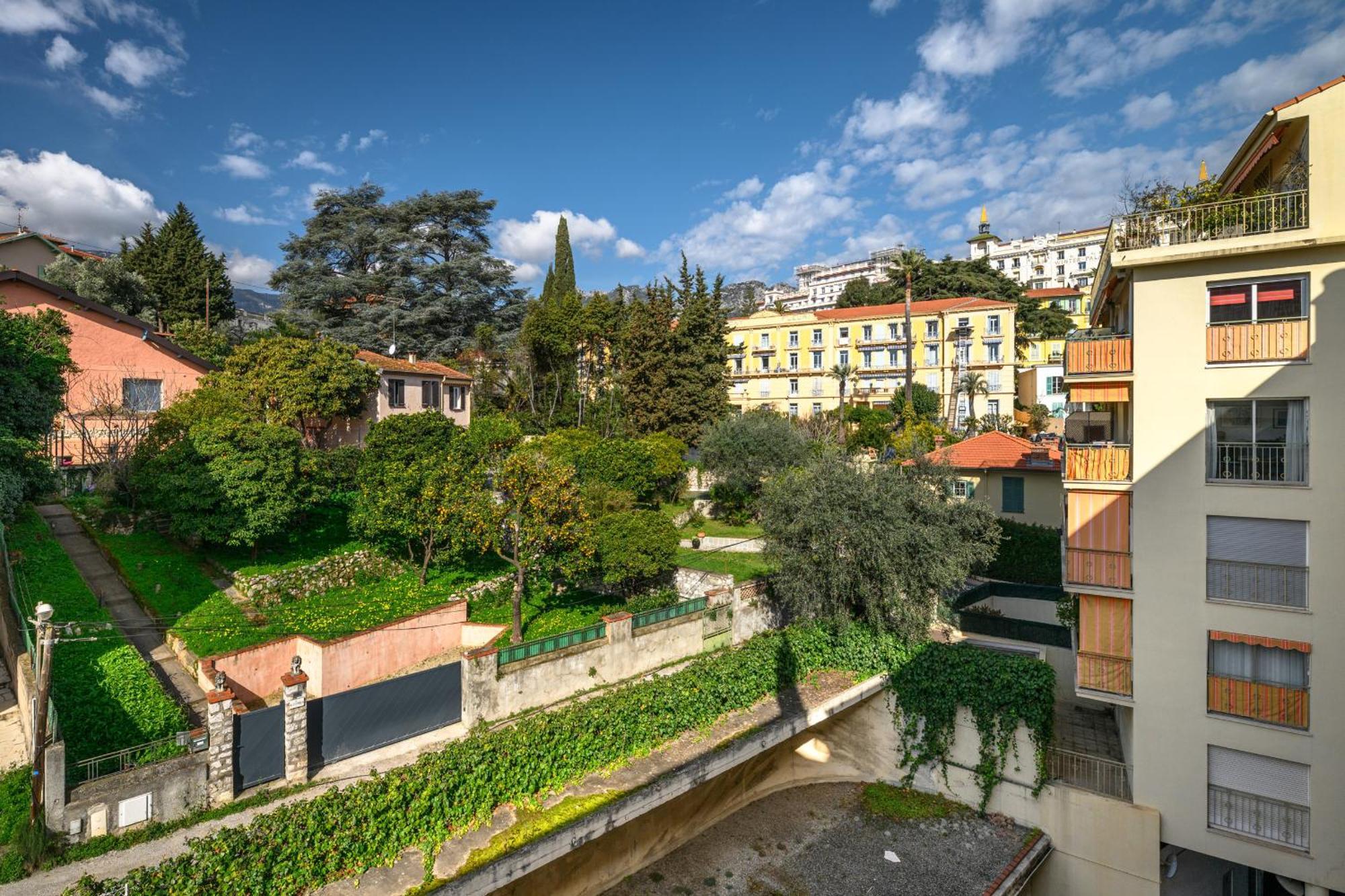 'L'Alicante Proche' Gare, Terrasse, Vue Mer Menton Exterior foto